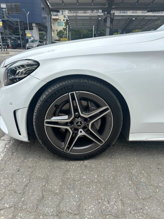 Mercedes-Benz C 220 AMG-LINE