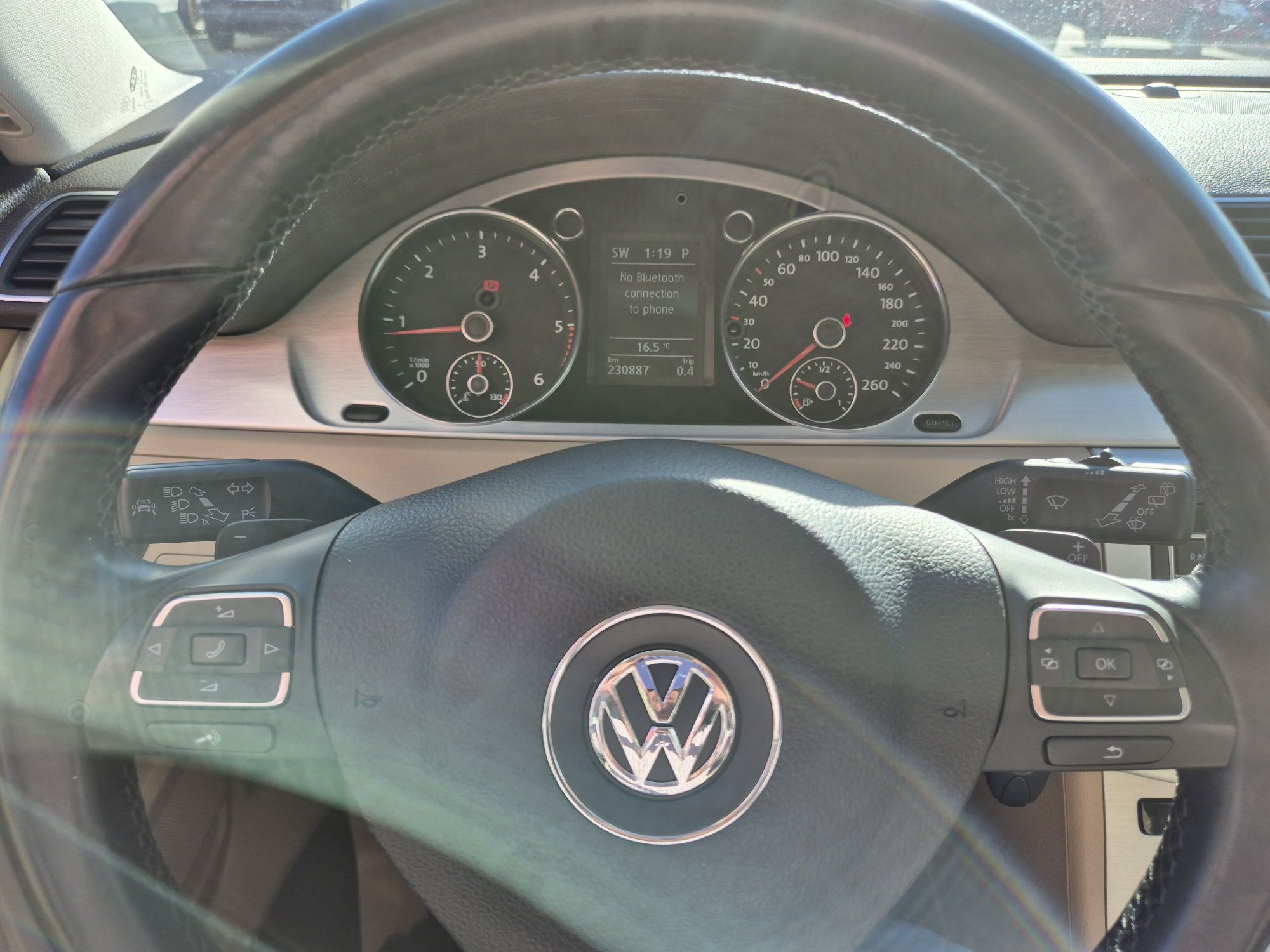 Volkswagen Passat Hinghline BlueMotion  Euro 5 2012