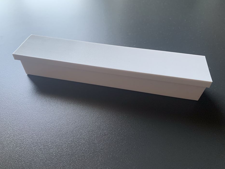 Suport de calatorie pentru pasta de dinti