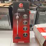 Прахосмукачка Hoover с два броя батерия