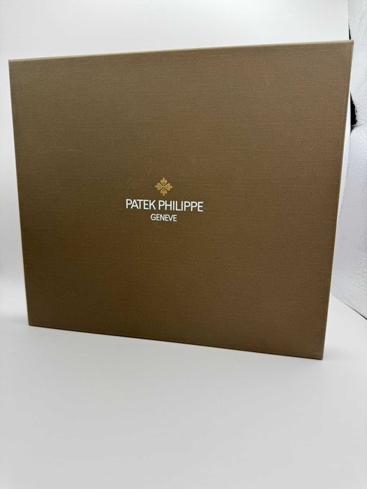 Esarfa Patek Philippe noua la cutie ! Ideala Cadou