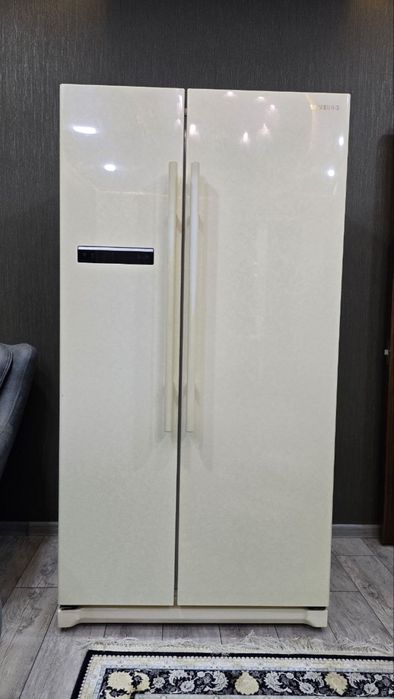Продаю холодильник SAMSUNG