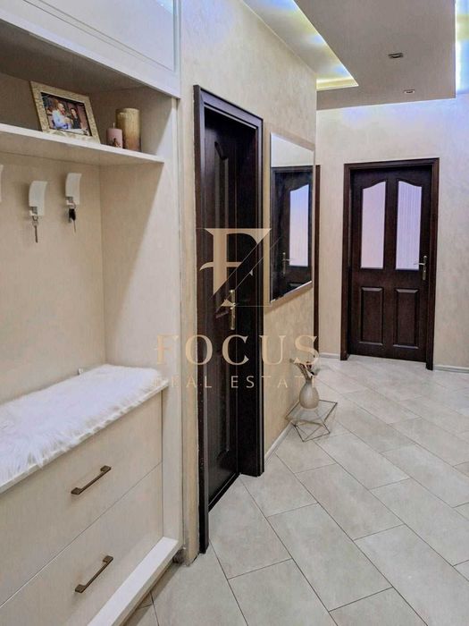 Продава се Тристаен апартамент в Пловдив, Гагарин - 93 кв.м за 1818 €/кв.м - Снимка #9