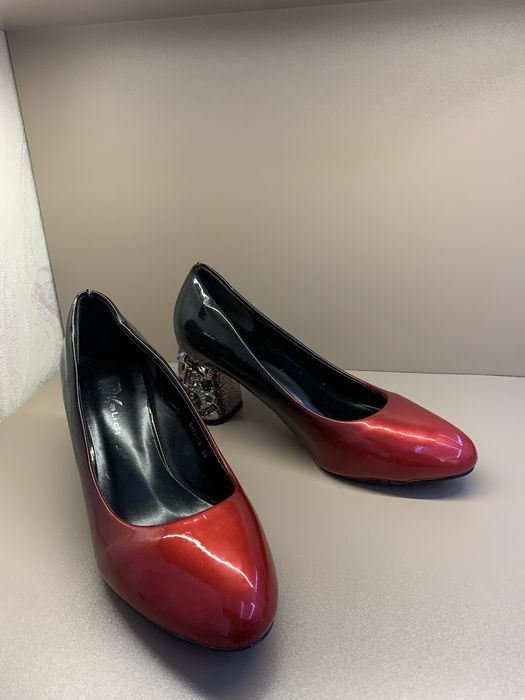 Амбрей коракизил туфли 38размер