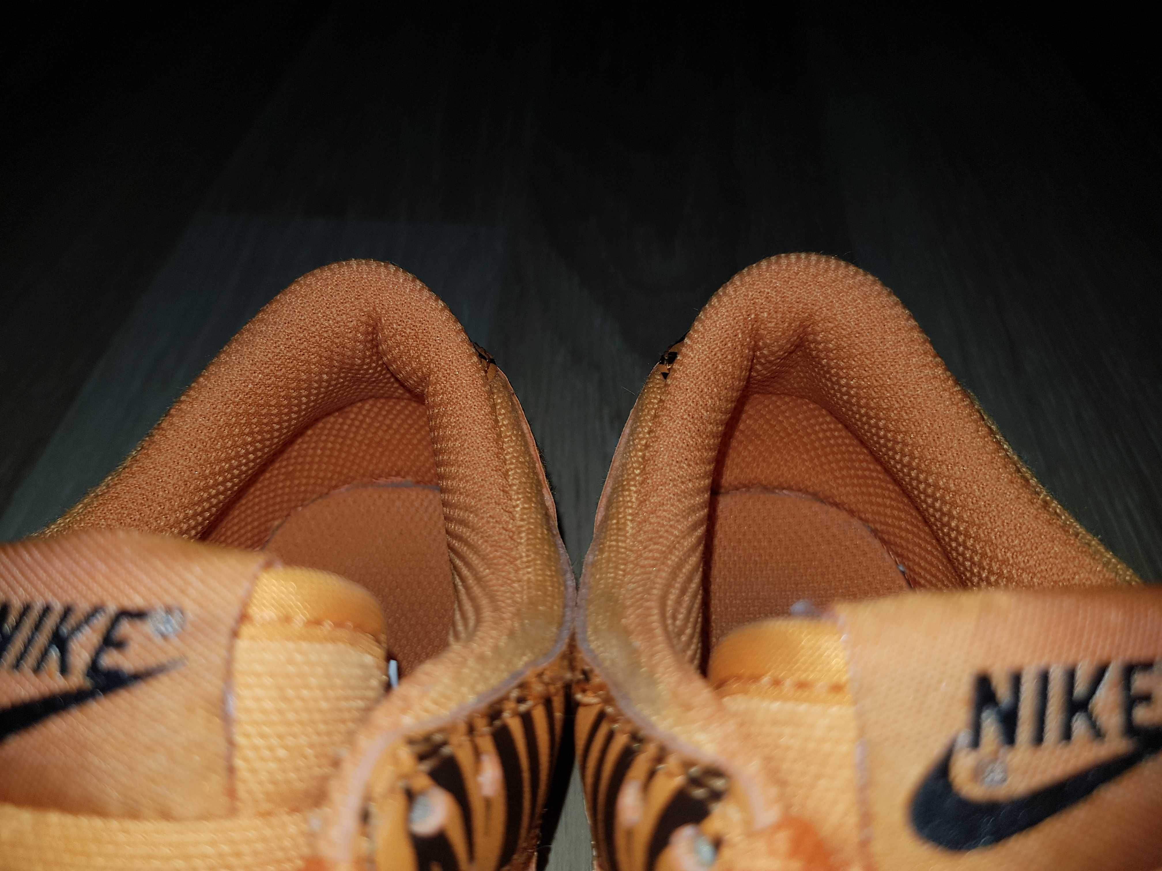 Adidasi Nike Dunk Low Tiger marimea 33 zoom jordan
