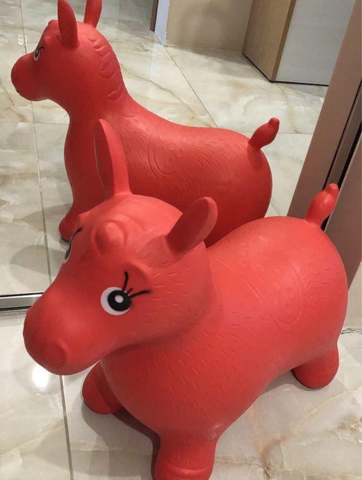 Надуваема играчка за скачане