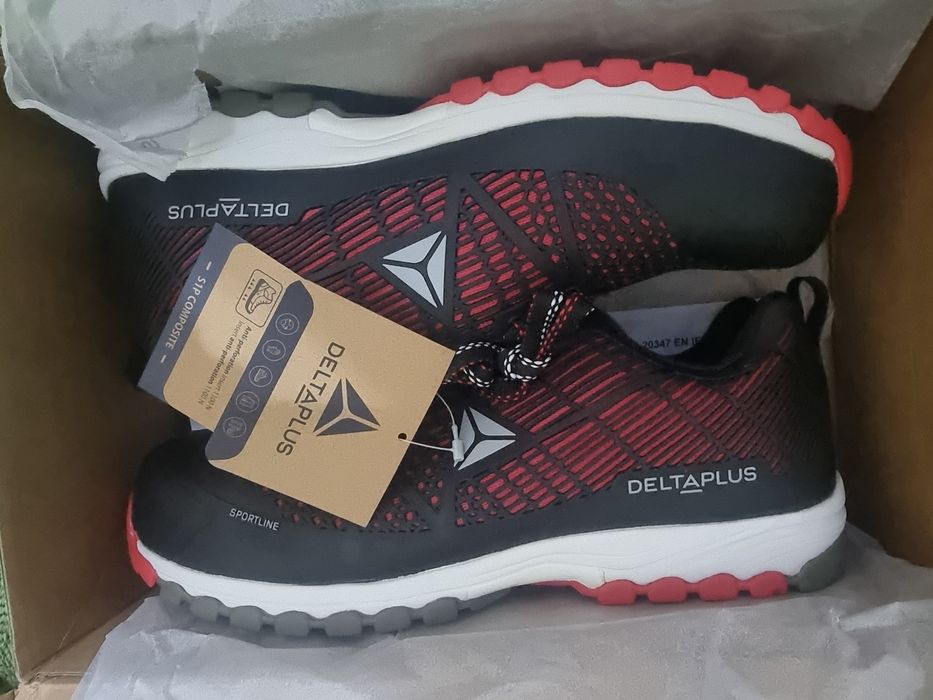 Рабочие кроссовки Delta Plus Delta Sport S1P SRC в черно-красном цвете