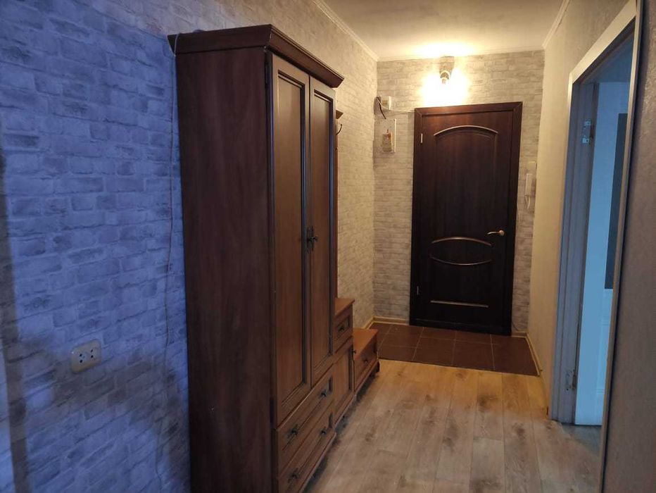 Продам трехкомнатную квартиру в 5А мкр.