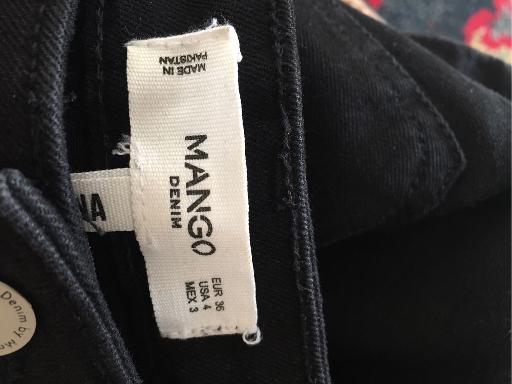 Продам джинсы МANGO
