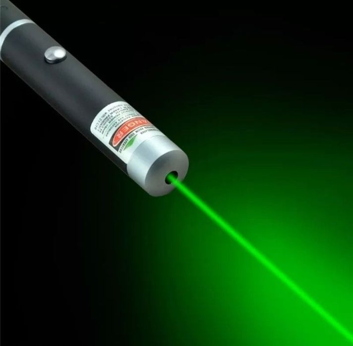Pointer Verde Laser Verde Raza 5km + Baterii incluse