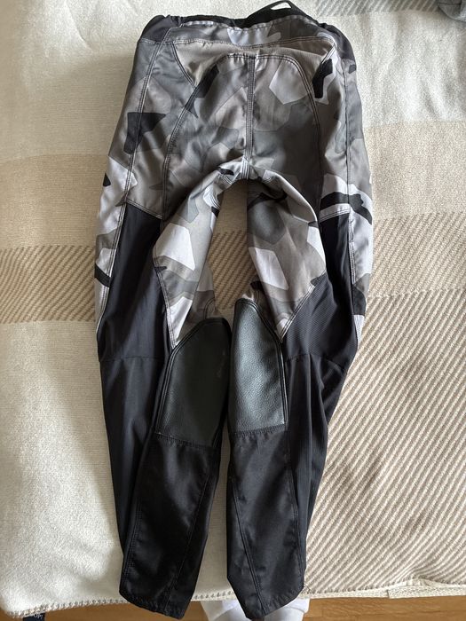 Панталони за колоездене FOX