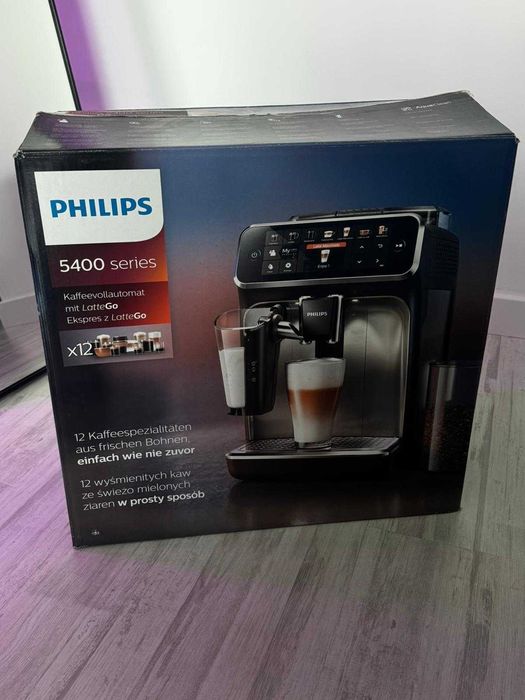 Aparat de cafea automat Philips Series 5400 LatteGo–stare foarte bună