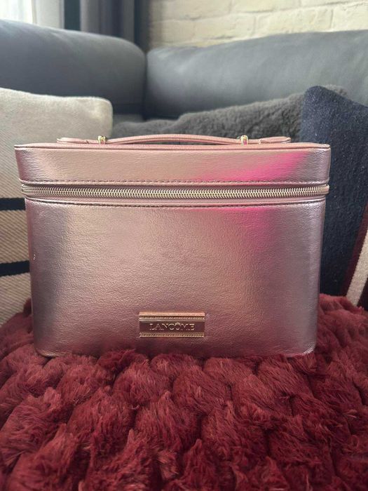 Козметичен несесер Lancome