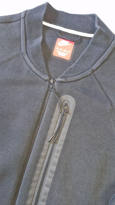 Оригинално мъжко горнище Nike tech XS