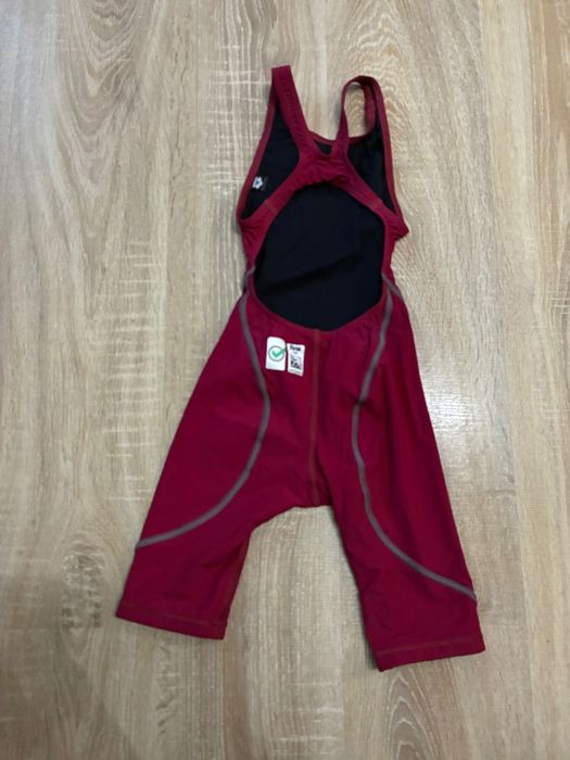 Състезателен бански за плувате Arena powerskin