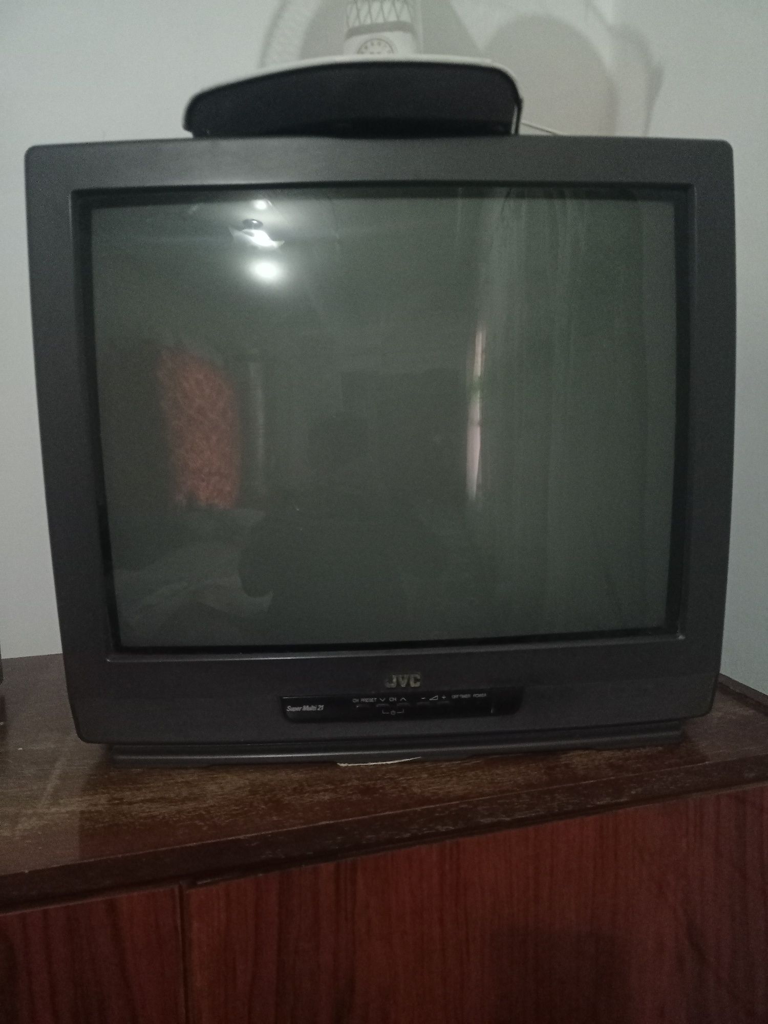 JVC, LG телевизоры