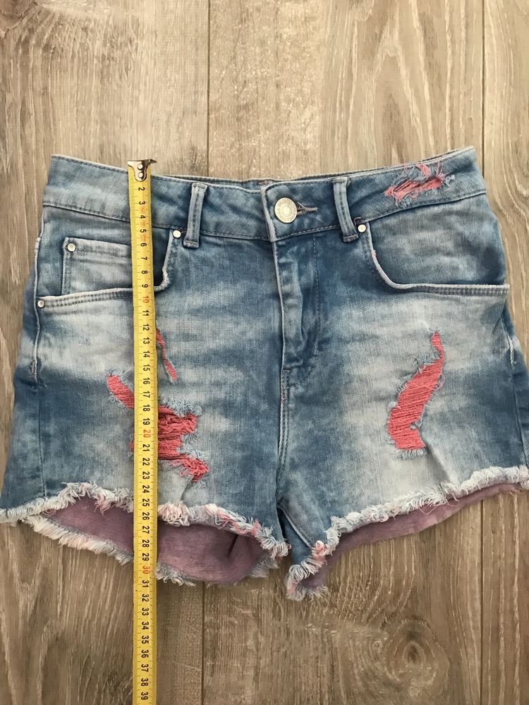 Pantaloni scurți de jeans Bershka nr.34