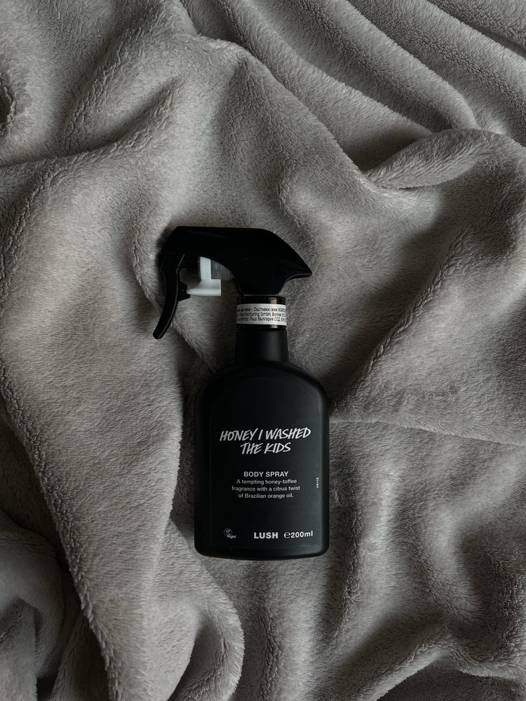 Lush, Honey I washed the kids спрей за тяло