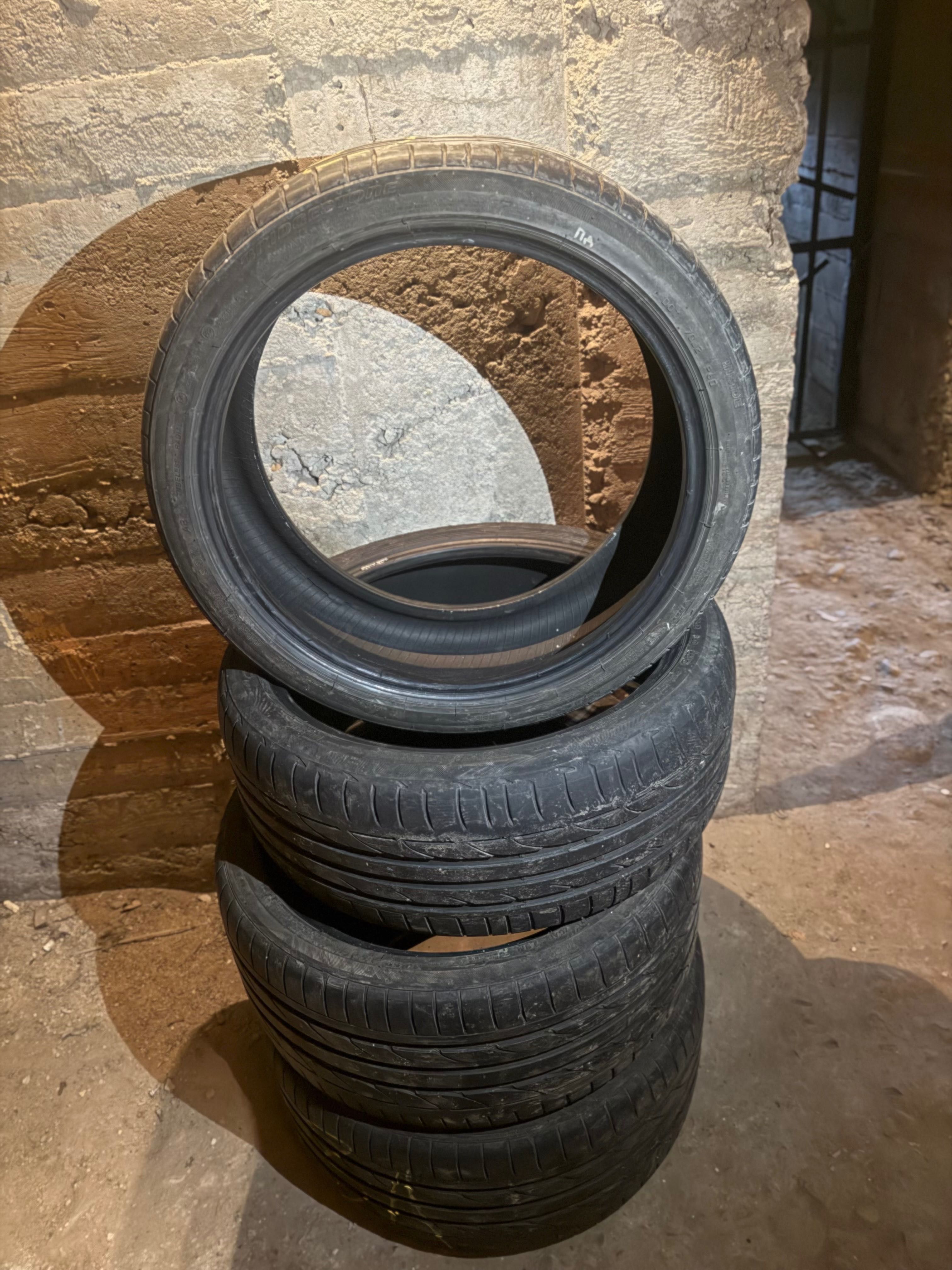 Летни гуми Bridgestone Potenza RFT - Спорт Пакет: 225/40/19 255/35/19