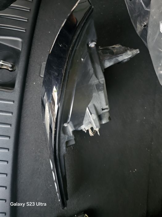 Sportage  X-line  orqa Fara