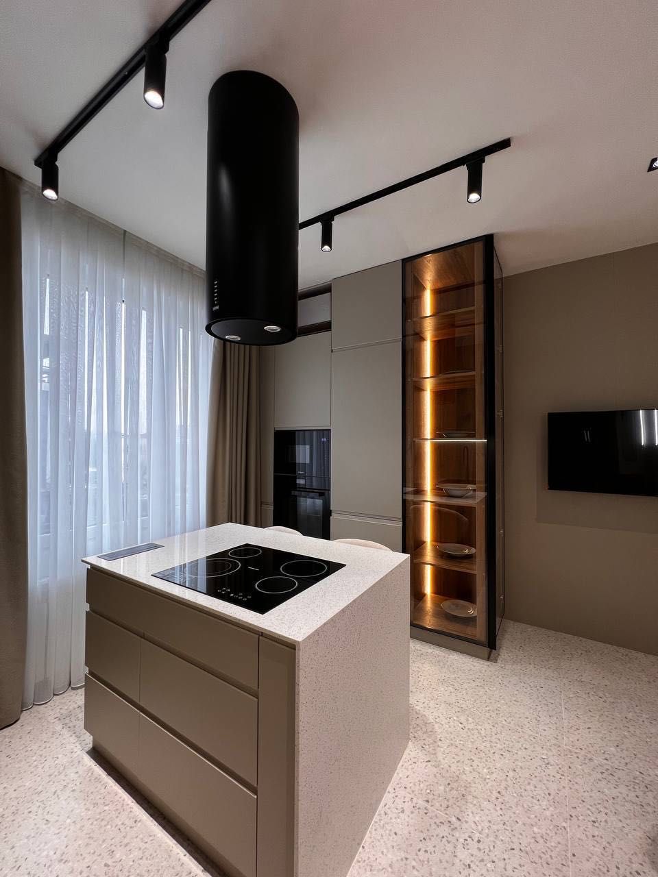 Продается Своя квартира Nrg Mirzo Ulugbek 1в2/4/9 , евро люкс