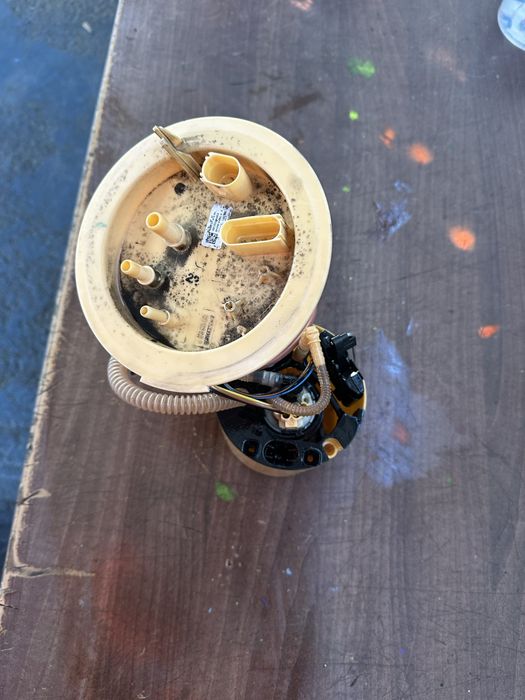 Pompa motorina rezervor audi a4 b8 a5 2.0tdi cjc cgl 8k0919050P