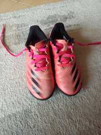 Детски футболни обувки ADIDAS 30 номер