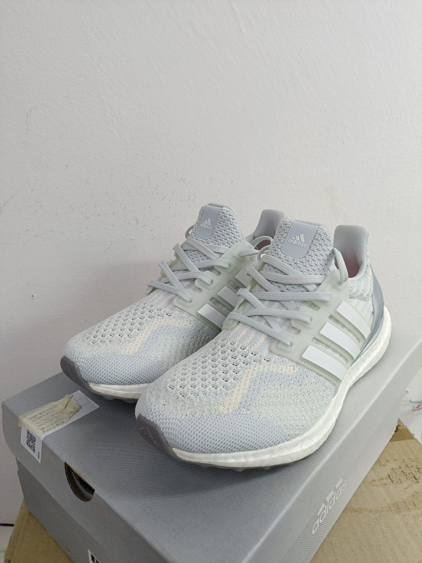 Adidas Ultraboost 5.0 DNA номер 38, 38 2/3, 40