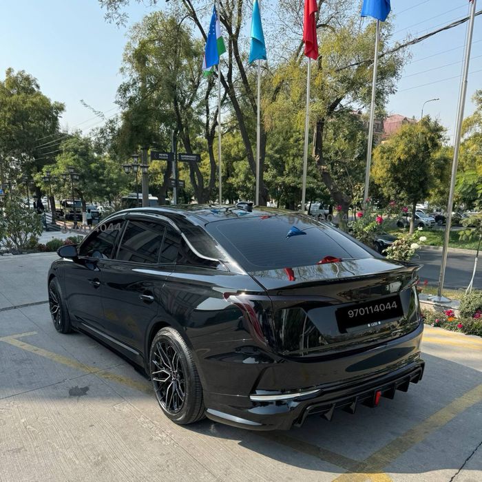 Hongqi eqm5,hongqi,honjiхонжи,eq5,eqm5