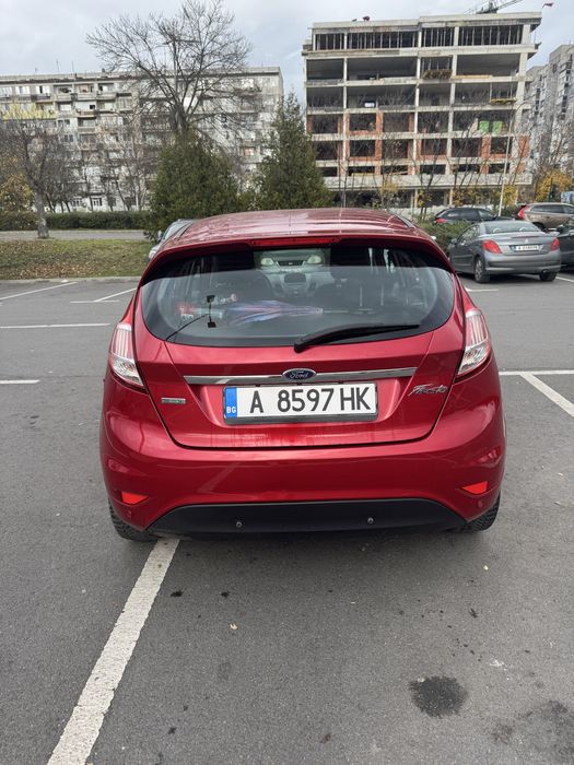 Продавам кола ford fiesta