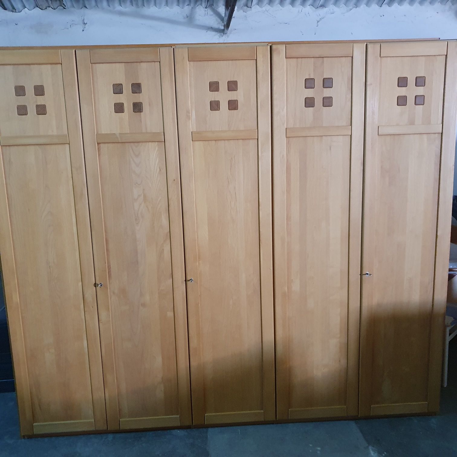 Dulap pentru haine 2,50 M