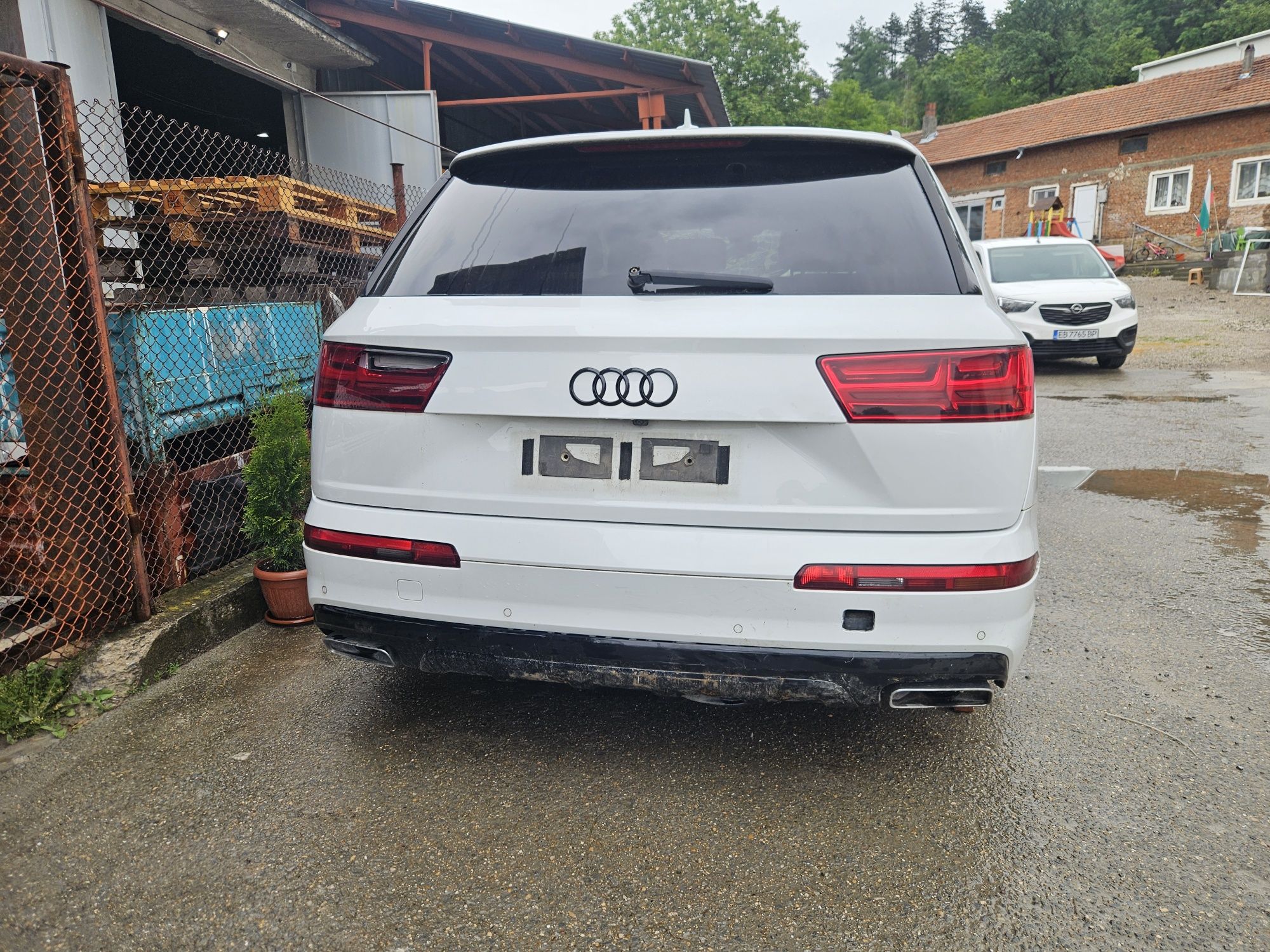 Audi Q7 4m 3.0tdi 272к.с. На части