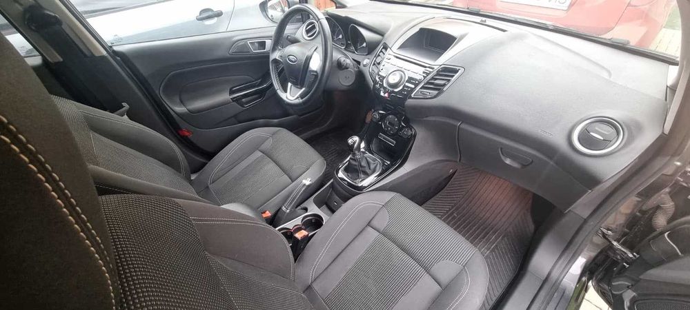 Ford Fiesta 2016 - 99500 km, intr-o stare impecabila,primul proprietar