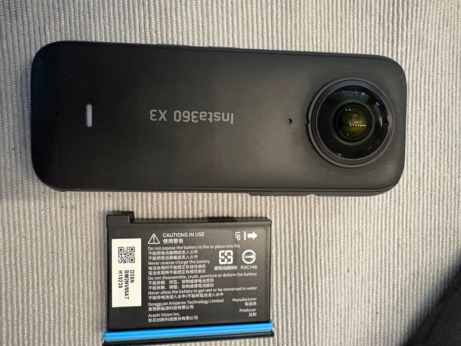 Insta360 x3 - pachet complet + carcasa subacvatica originala