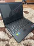 Vand Laptop pt piese!!!