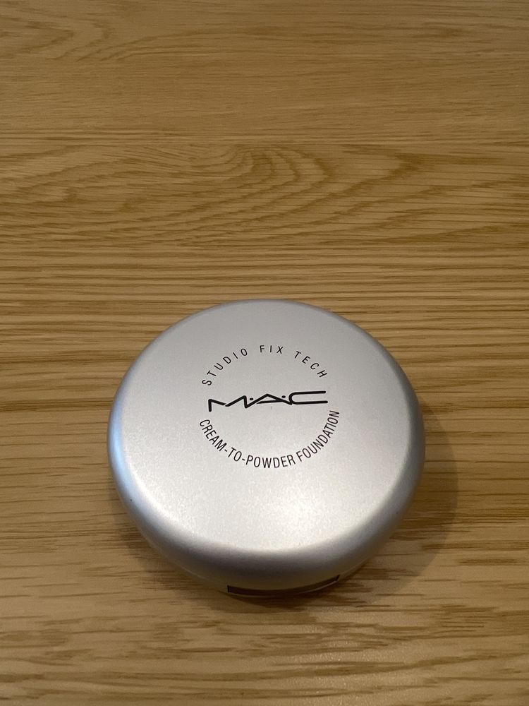 MAC Studio Fix Tech Cream-to-Powder Foundation 10g