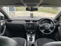 Grila ventilatie centrala skoda octavia 3