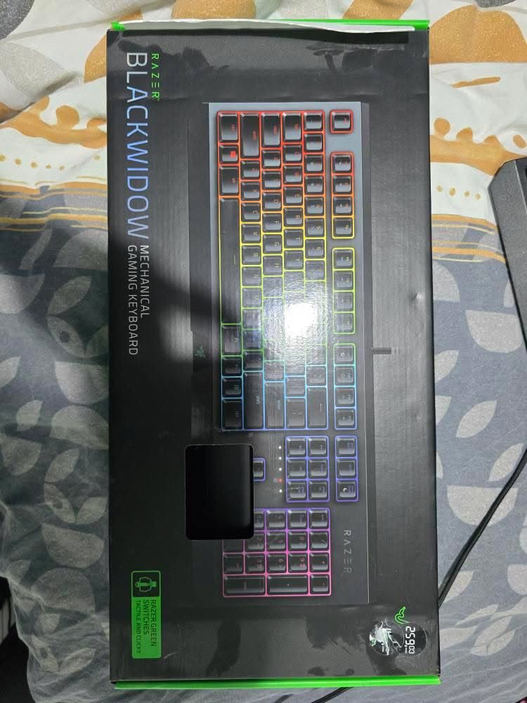 Клавиатура razer blackwidow