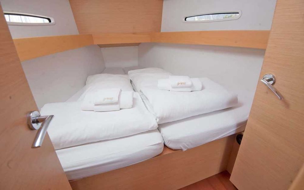 Velier BENETEAU FIRST 35 (OPS) - multiple imbunatatiri,TVA deductibil