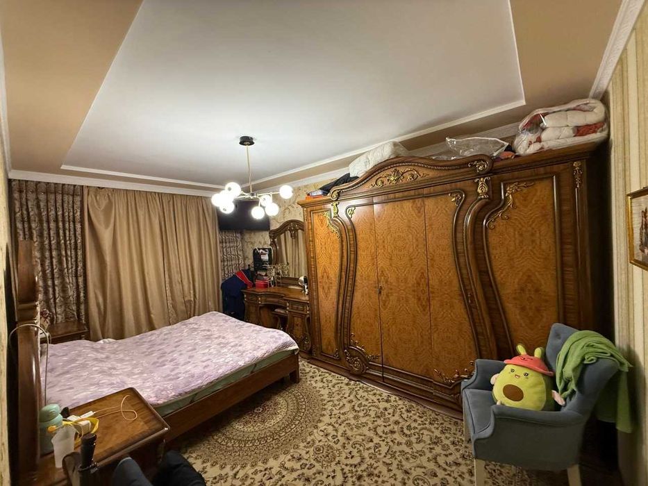 Медгородок 4 хона 1-этаж квартира ШОШИЛИНЧ сотилади!