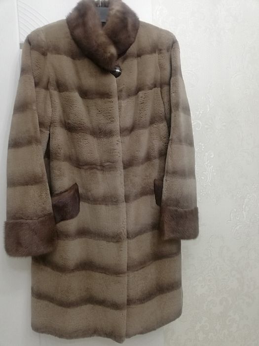 Продаю шубу норковую