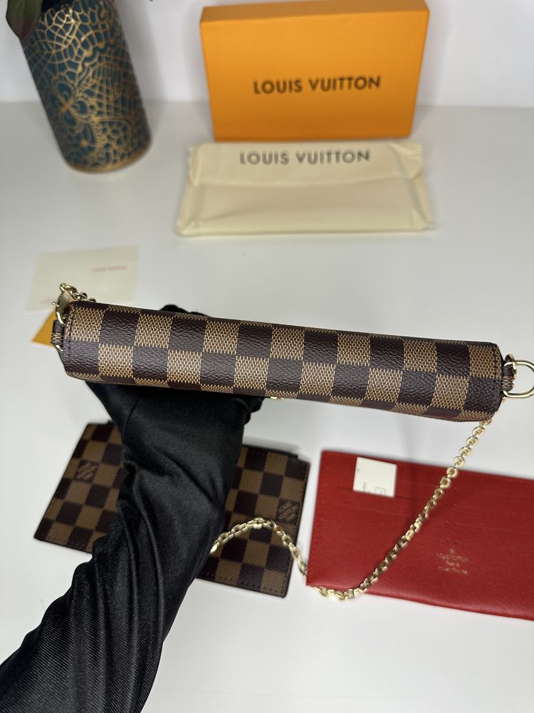 Geanta Louis Vuitton model FELICIE piele canvas 100% cutie cadou