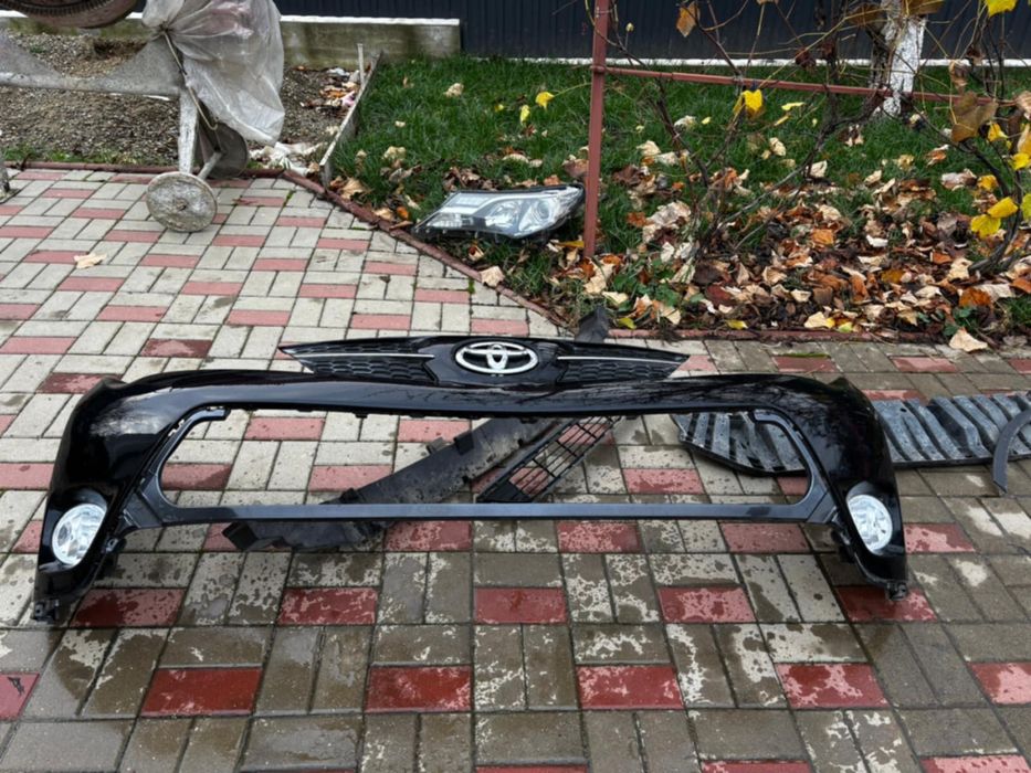 Bara fata superioara Toyota Rav 4 2014