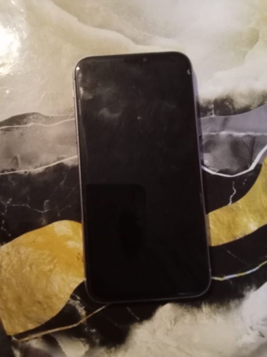 IPhone 11 прадажа