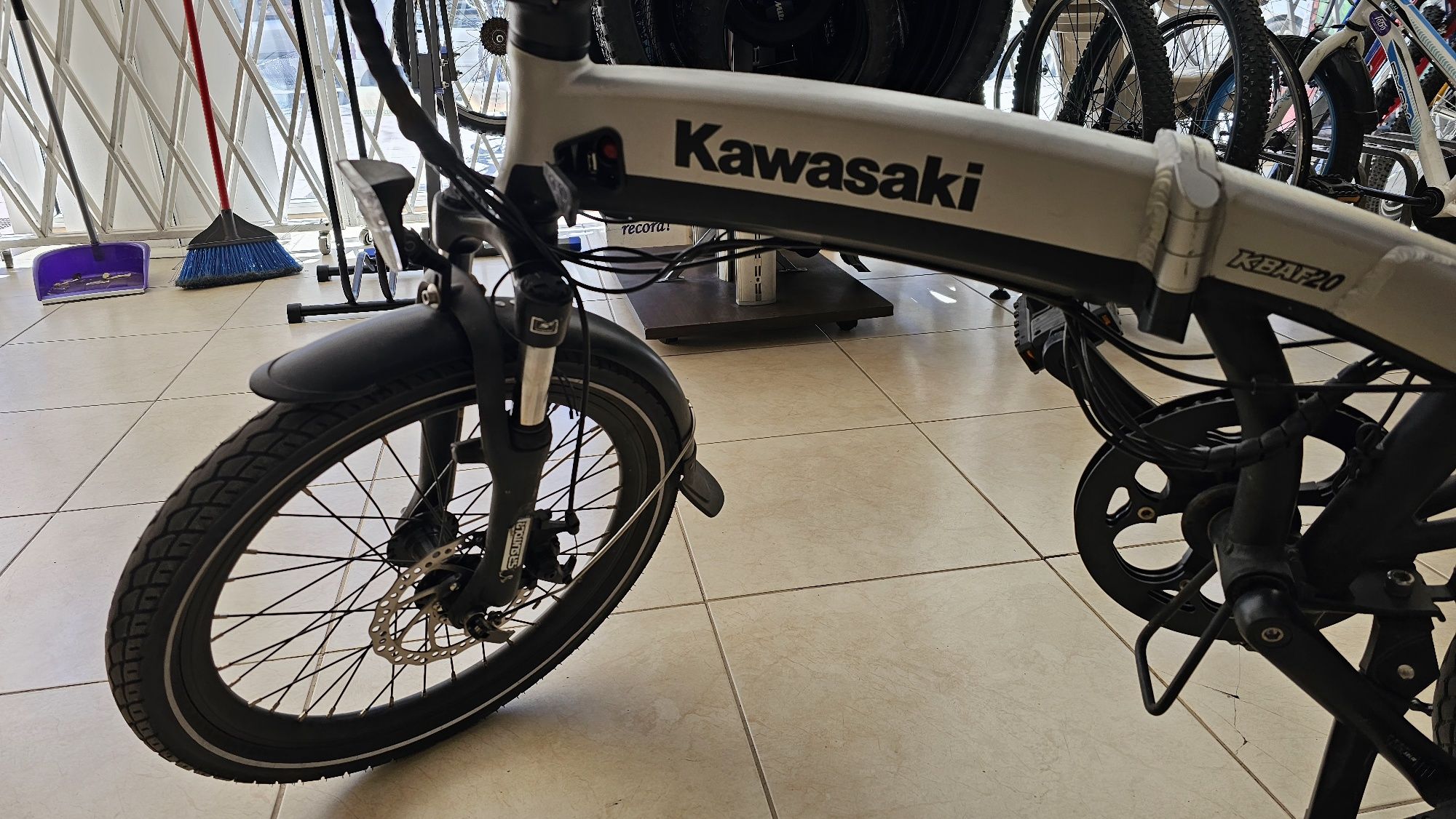 Е-велосипед KAWASAKI