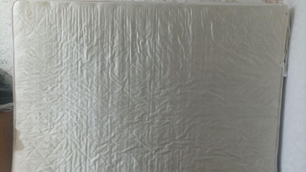 Отдам даром матрас