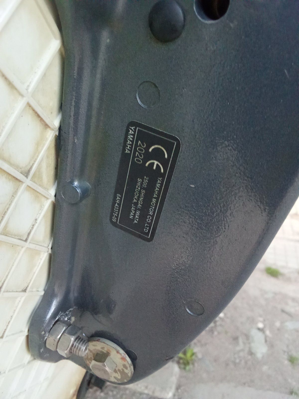Извънбордов двигател за лодка Yamaha 20 hp като нов-2020г на 230часа
