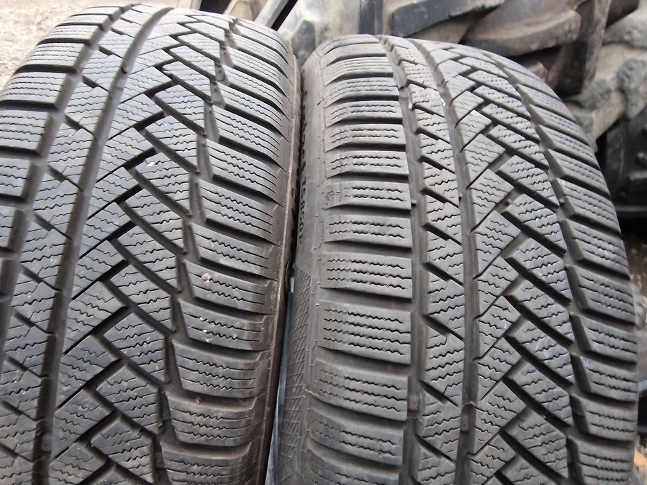 Anvelope 215/55R17 marca Continental, DOT 2019, 7 mm