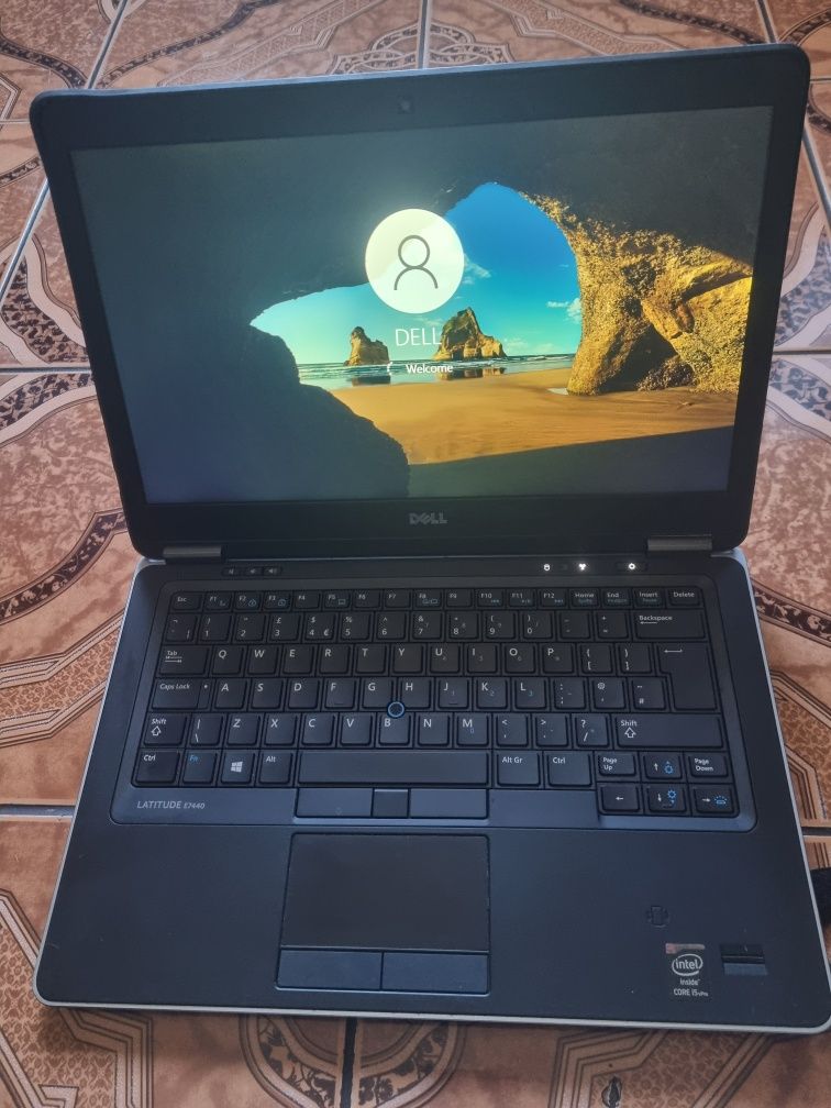 Laptop Dell Latitude E 7440