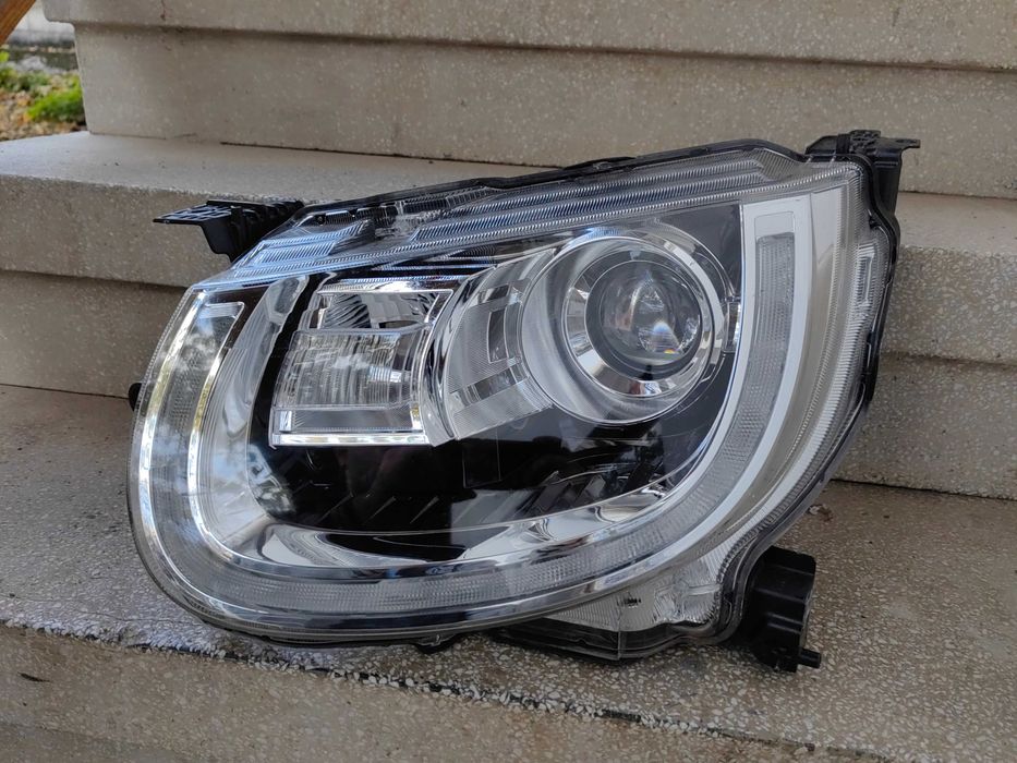 Фар Suzuki Ignis LED ляв / Фар Сузуки Игнис Оригинален